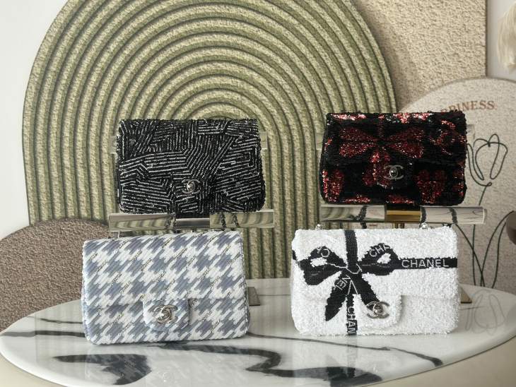 Picture of Chanel Handbags 2 _SKUfw239845816fw